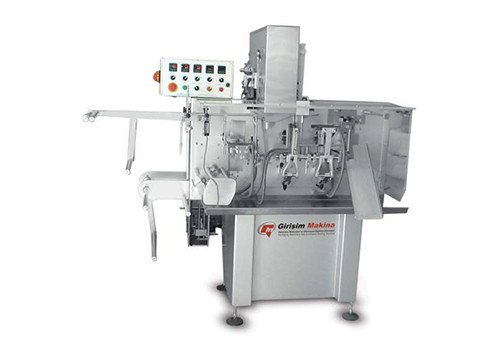 Горизонтальная фасовочно-упаковочная машина (порошкообразные, гранулированные или жидкие продукты) HFM 1000