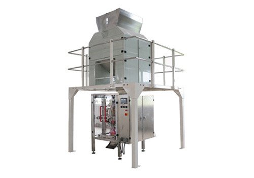 Автоматическая вертикальная машина для регулярной упаковки гранулированных материалов