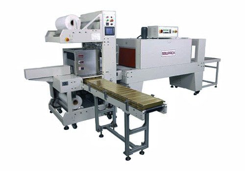Полностью автоматические машины ST-6030AE+SM-6040 для запайки и упаковывания термоусадочной пленкой продукции в штабелях