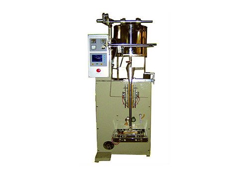 Автоматическая машина для фасовки жидкой и желеобразной продукции 320C1-F